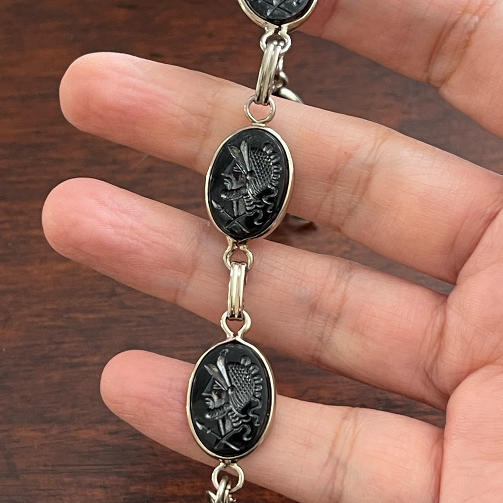 Imitation hematite carved Roman soldier silver tone adjustable bangle bracelet - Picture 4 of 7